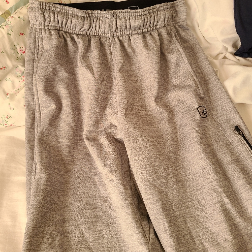 And1 sweats